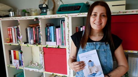 La autora de �Marzo� y �Aquellos hilos rotos� muestra su �ltima novela publicada