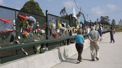 Recuerdo a las v�ctimas en Angrois