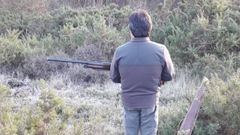 Imagen de un cazador durante una batida