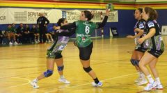 Sof�a Arangio, lanzando en el partido frente a la SAR