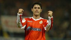 Vctor celebra uno de sus tres goles al Celta en el 0-5 del 2004.