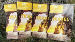 Imagen de los folletos de la Asociaci�n Estadounidense del Autom�vil que promocionan la playa de As Catedrais