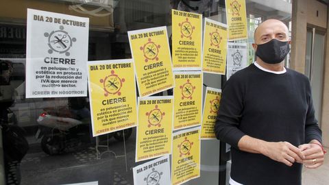Maro�o fue uno de los profesionales de la zona que cerro para exigir la bajada del IVA del 21% al 10%
