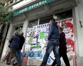 El abandono del edificio se evidencia en su fachada principal. 