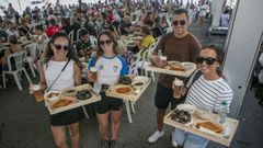 O Cabo da Cruz se da un fest&iacute;n a base de mejill&oacute;n
