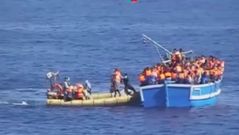 Rescatados los superviventes de la embarcaci�n