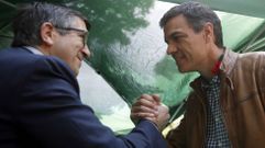 Pedro S�nchez ofrece a Patxi L�pez integrarse en su candidatura...