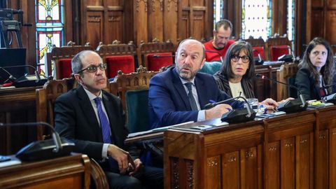 El consejero de Administraci�n Auton�mica, Medio Ambiente y Cambio Clim�tico, Juan Cofi�o