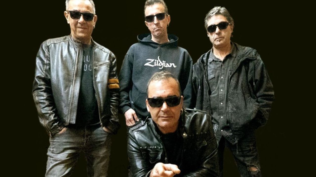 Mu2 rinde tributo a los míticos U2 en el Bazaar Pub de Pontevedra