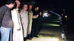 P�rez Varela, en el centro, en la inauguraci�n del alumbrado; al fondo, L�pez Orozco