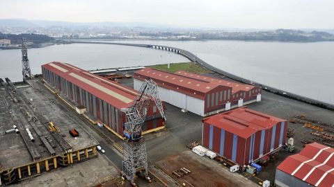 Vista de los astilleros de Navantia desde la gr�a p�rtico