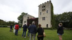 Imagen de una visita guiada al pazo de Meir�s.