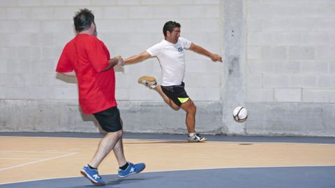 PARTIDO DE FUTBOL ENTRE EL PP Y EL PSOE DE PONTEVEDRA