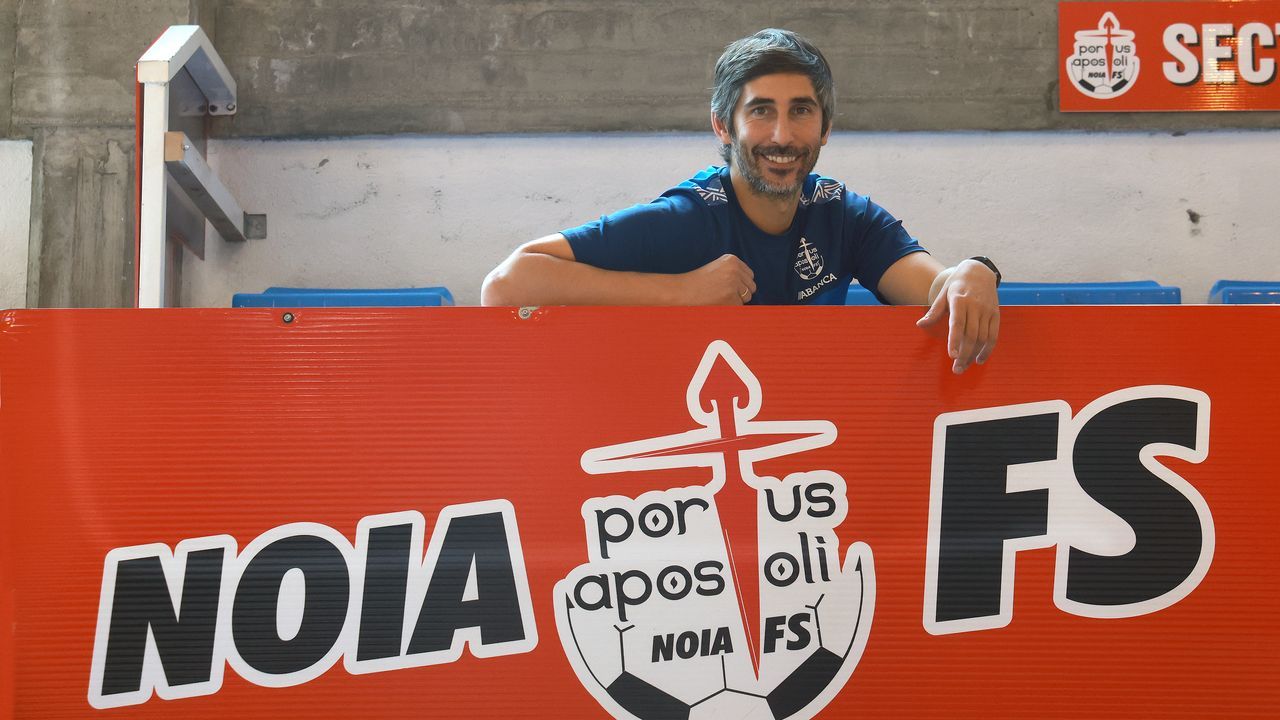 David Palmas, entrenador del Noia Portus Apostoli: «El equipo está en construcción e irá a más con el paso de las jornadas»