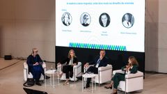 Participantes en una de las mesas de debate de Pi&ntilde;eiros sobre el futuro de la madera en la construcci&oacute;n 