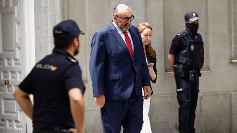 El exasesor de balos, Koldo Garca, saliendo del Tribunal Supremo de Madrid, en una imagen de archivo