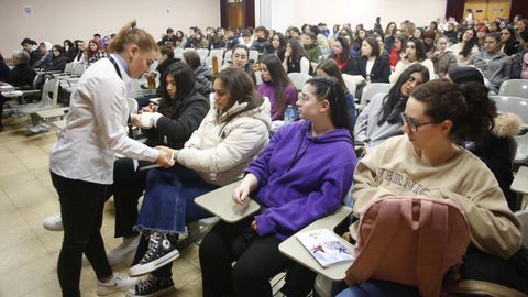 El IES Frei Martín Sarmiento de Pontevedra celebra este lunes y martes unas jornadas de imagen personal