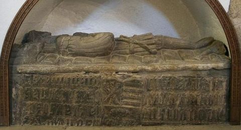 Sepulcro de Pedro de Sillobre, arcediano de Trasancos. 