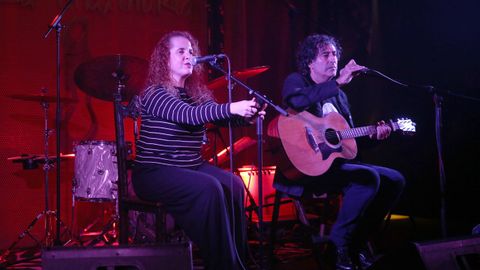 CELEBRACION DEL 20 ANIVERSARIO DE LA ASOCIACION BARBANTIA EN A POUSADA DAS ANIMAS CON MUSICA Y POESIA