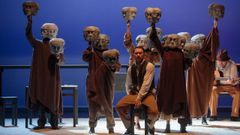 Un momento da representaci�n de �Contos arraianos� pola compa��a Sarabela Teatro