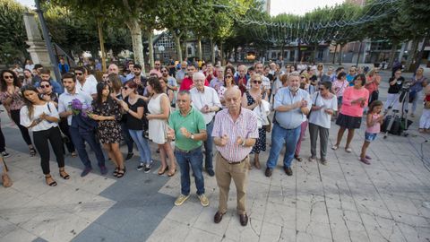 Carballo. Concentraci�n convocada por el Circulo Feminista