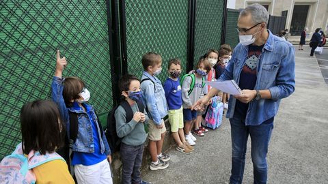 Primer da de clase para los alumnos del colegio Anexa de Lugo