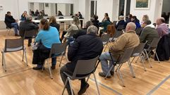 El concejal de Urbanismo, Juli�n Reina, en un encuentro con vecinos de Ferrol Vello por la reurbanizaci�n de San Francisco