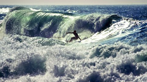 Surf en Doniños.