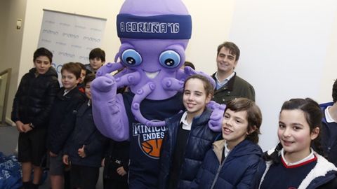 Pulpi�o, la mascota de la Copa del Rey.