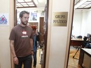 El BNG se quedar� sin uno de los dos locales (en la foto). 