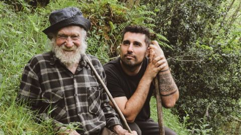 �lvaro, de Hilux Aventura, con Federico