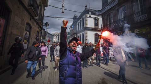 Un momento de la movilizaci�n de este jueves del sector del metal en Pontevedra.