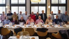 El grupo de amigos se reuni� en el Restaurante Pingallo.