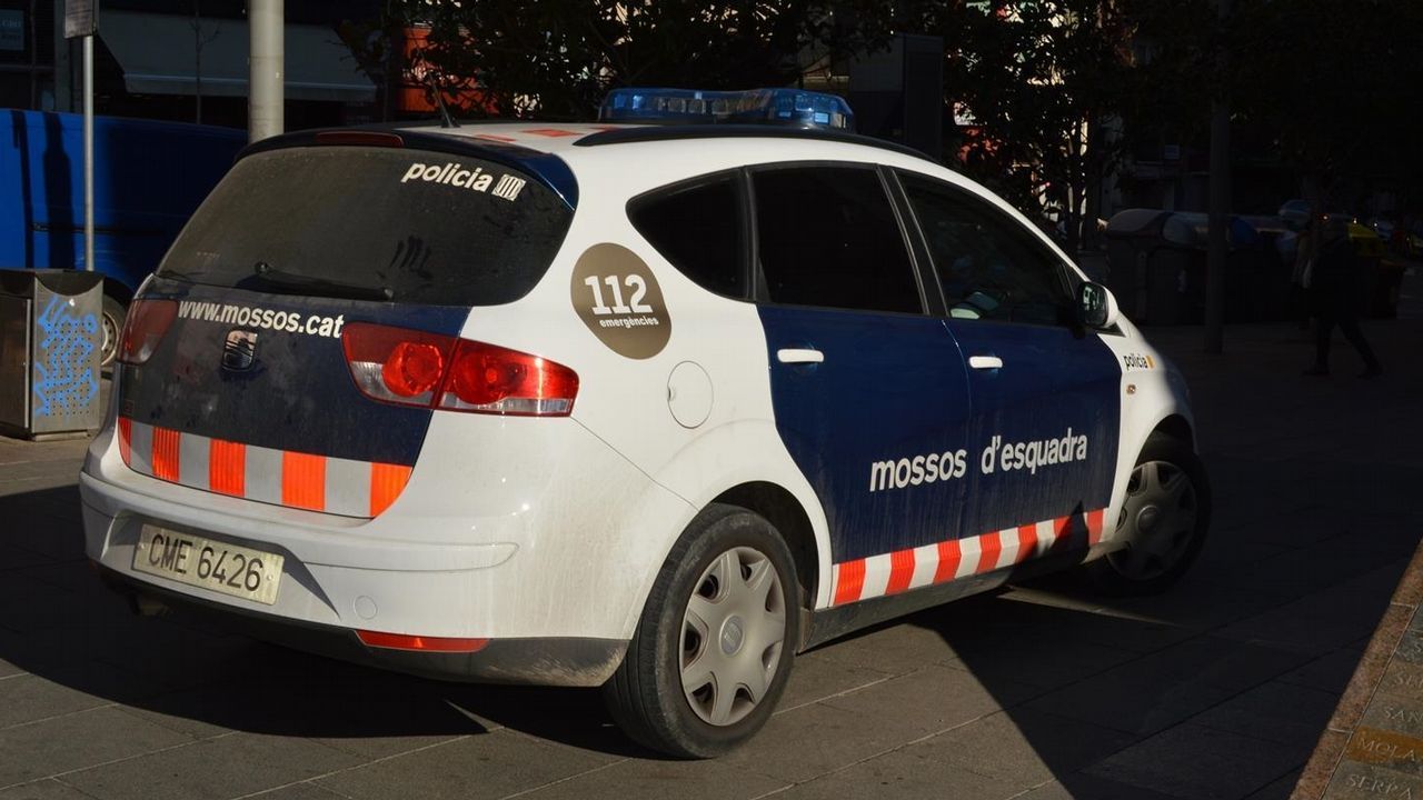 Detenido un hombre por la muerte violenta de una mujer en un piso de Lérida