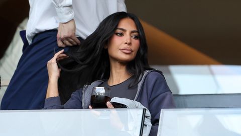 Kim Kardashian disfruta de su visita al Santiago Bernab�u