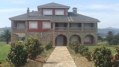 La mansi�n, situada en Vilasel�n (Ribadeo)