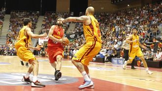Espa�a-Macedonia, el 20 de agosto del 2013, en Sar.