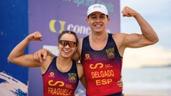 Roc�o Fraguela con Marcos Delgado, al que agradece que haya sido su pareja y mentor en el remo de mar. 