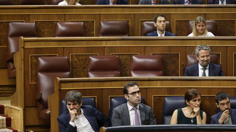 Los escaños de Voz en el Congreso, vacíos durante la intervención del presidente Sánchez
