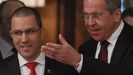 Los ministros de Exteriores de Venezuela (izquierda) y Rusia se reunieron ayer en Mosc�