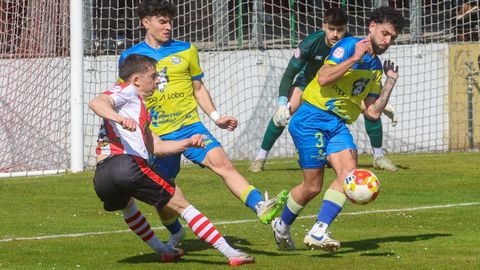 Partido de Liga entre el C�ltiga y el Juventud Cambados el pasado domingo.