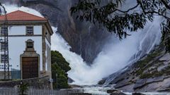 La cascada de O Ézaro, un espectáculo