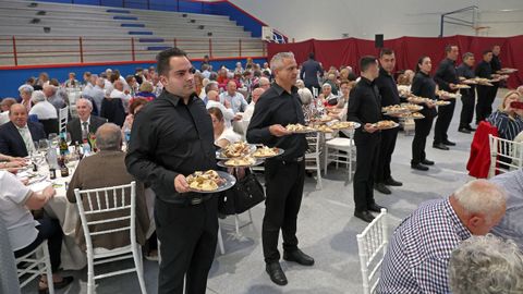 Comida de mayores de Boiro