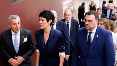 La ministra de Inclusi�n, Seguridad Social y Migraciones, Elma Saiz, y el presidente del Principado de Asturias, Adri�n Barb�n (dcha), inauguran la Feria Internacional de Muestras de Asturias (Fidma)