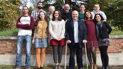 Jos� Manuel S�nchez Vizca�no, tercero por la derecha, junto al equipo SUAT, laboratorio de referencia para la Organizaci�n Mundial de Sanidad Animal.