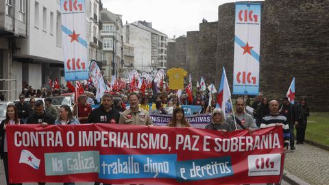 La CIG traslad� su marcha principal del Primero de Mayo de Vigo a Lugo en protesta por la moci�n de censura.
