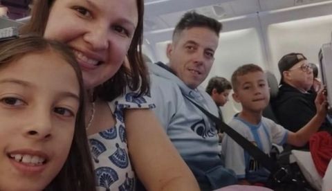 Adela Taberneiro y su marido Yhosvany Hern&aacute;ndez, con sus dos hijos, Ulises y L&iacute;a, desaparecidos en el terremoto de Venezuela
