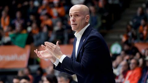 Carles Marco, entrenador del Leyma