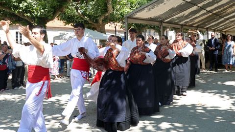 INAUGURACION FESTA DA XOUBA CON LA ACTUACION MUSICAL DE FOGO FATUO