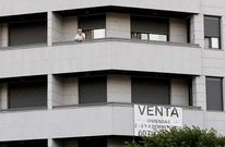 Los carteles de viviendas que se venden proliferan en muchos edificios de nueva construcci�n.